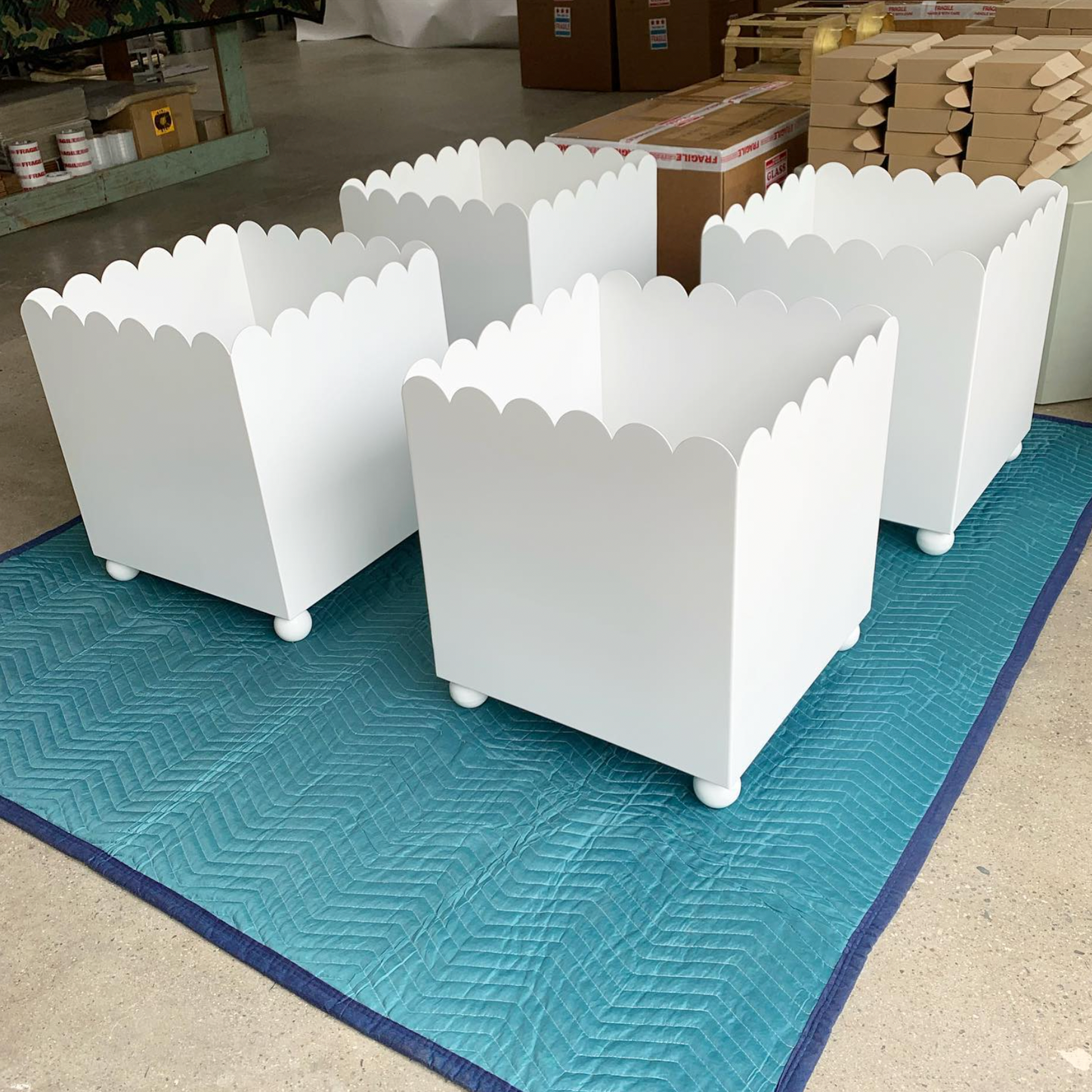 THE SCALLOPED PLANTER