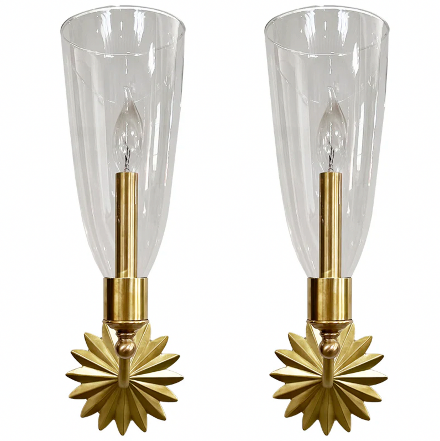 Georgia Sconce in standard unlacquered brass