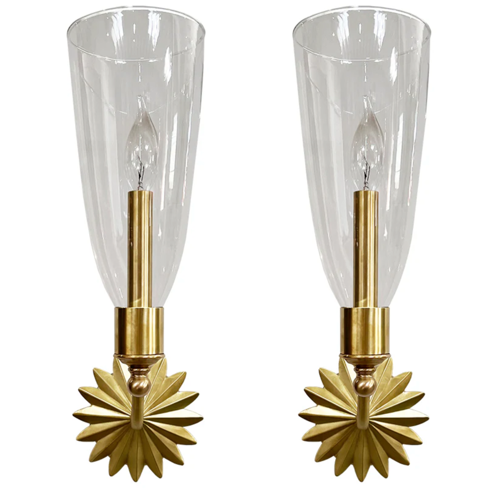 Georgia Sconce in standard unlacquered brass