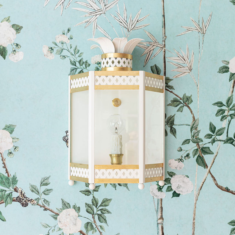 Photo Courtesy of Paloma Contreras Interior Design for The Lake Forest Infant Welfare Showhouse.  The Sarafina Sconce Shown in Standard Ivory w/ Gold Gilt Trim